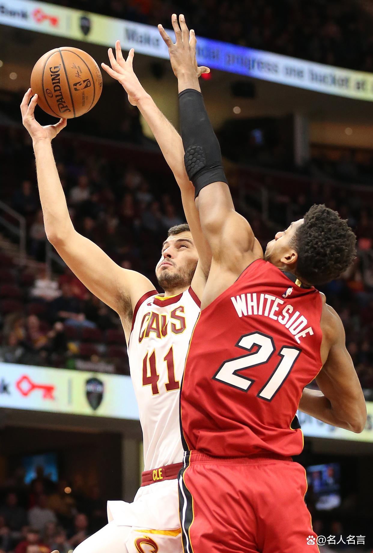 开云体育官网-灰熊碾压意大利男篮，杰伦·布朗关键制胜