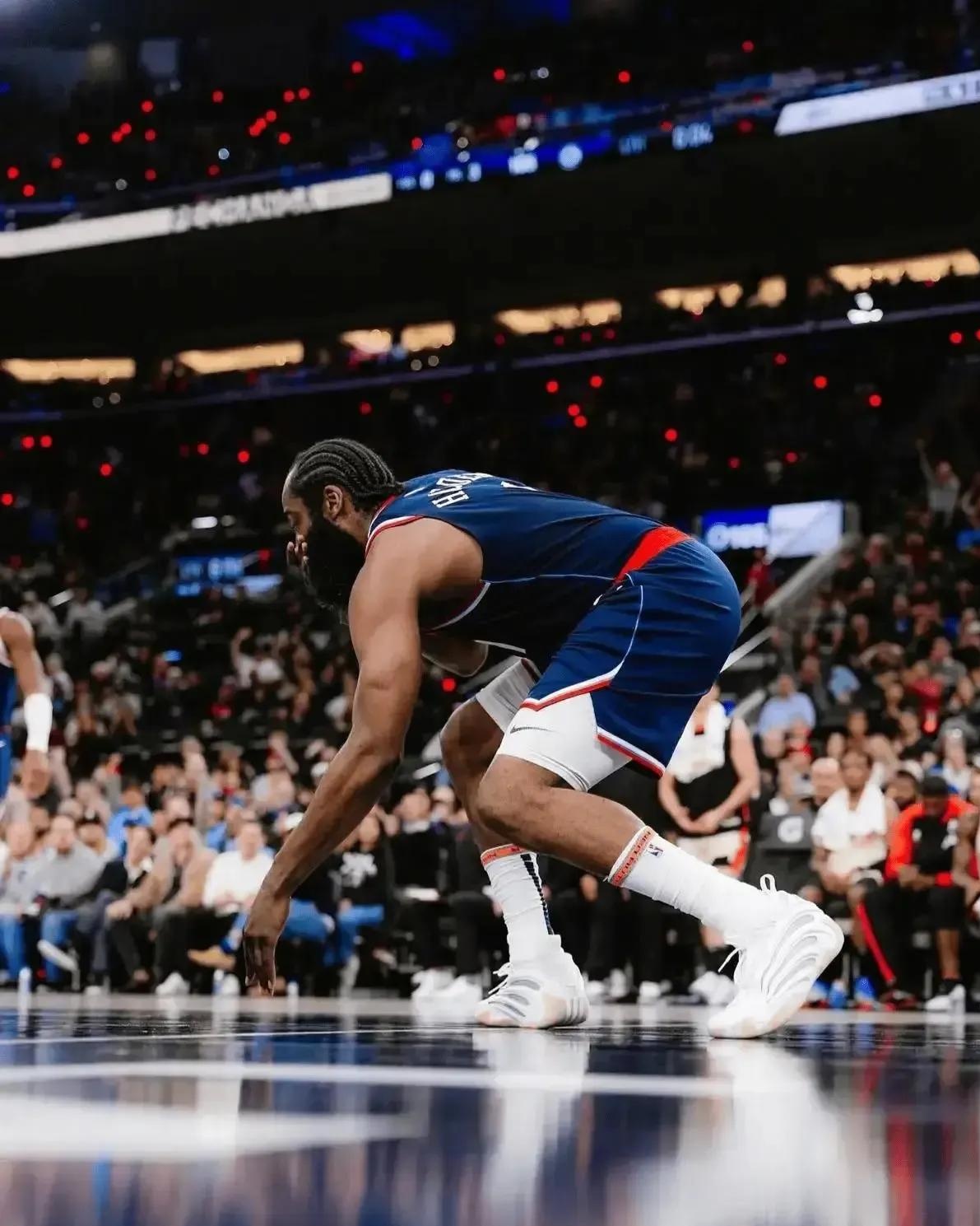 关于阿根廷男篮血洗快船，哈登打破历史纪录的信息