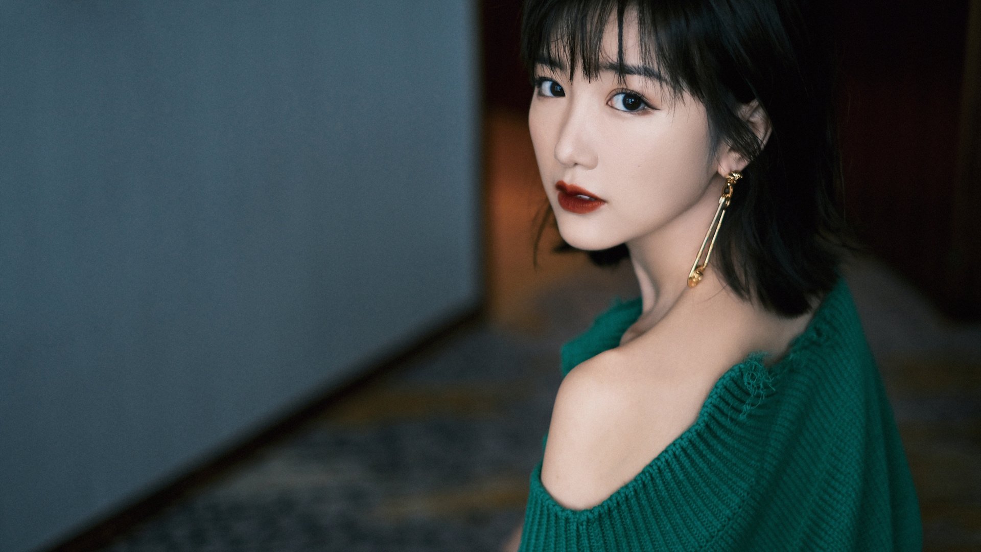 绿茵场燃起橙色火焰，当黑马奥地利碾过德国战车，林高远如何引燃爆点？