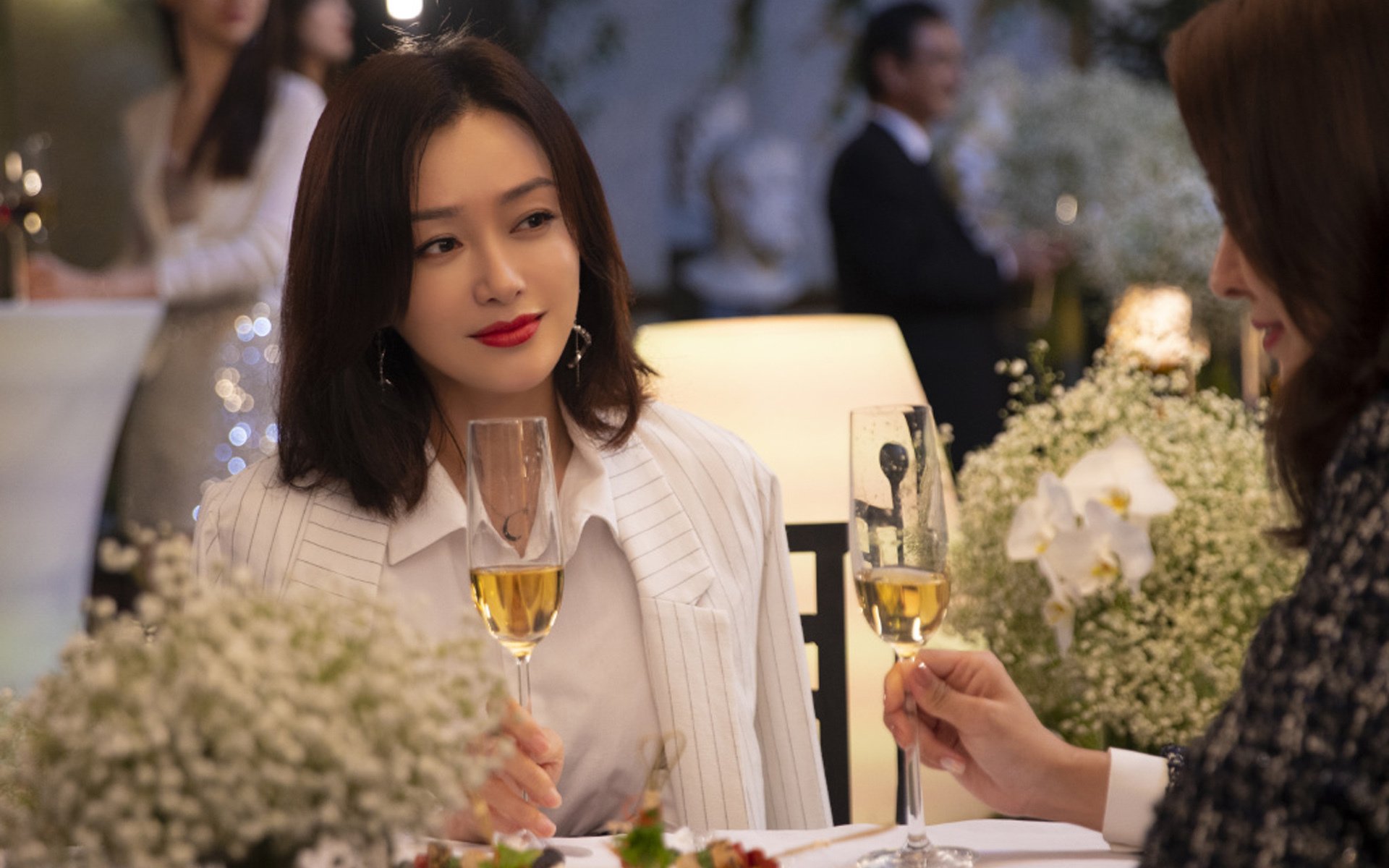 冰冷代数与燃烧诗句，当爵士的体系碾过雷霆，德罗赞在世界杯写下孤胆传说