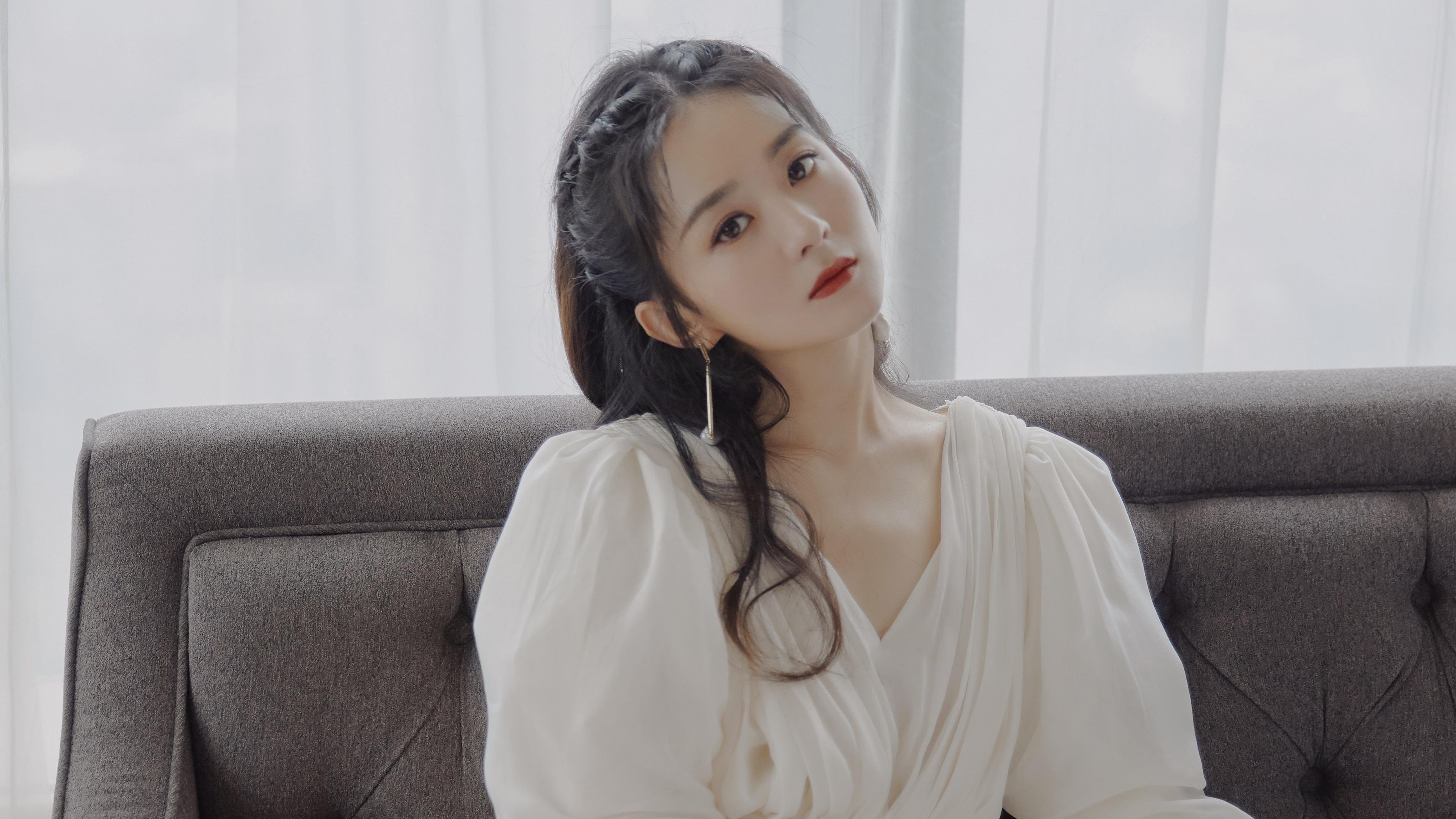 开云体育APP下载-流星冲破月蚀，克瓦拉茨赫利亚末节九分钟接管欧冠半决赛