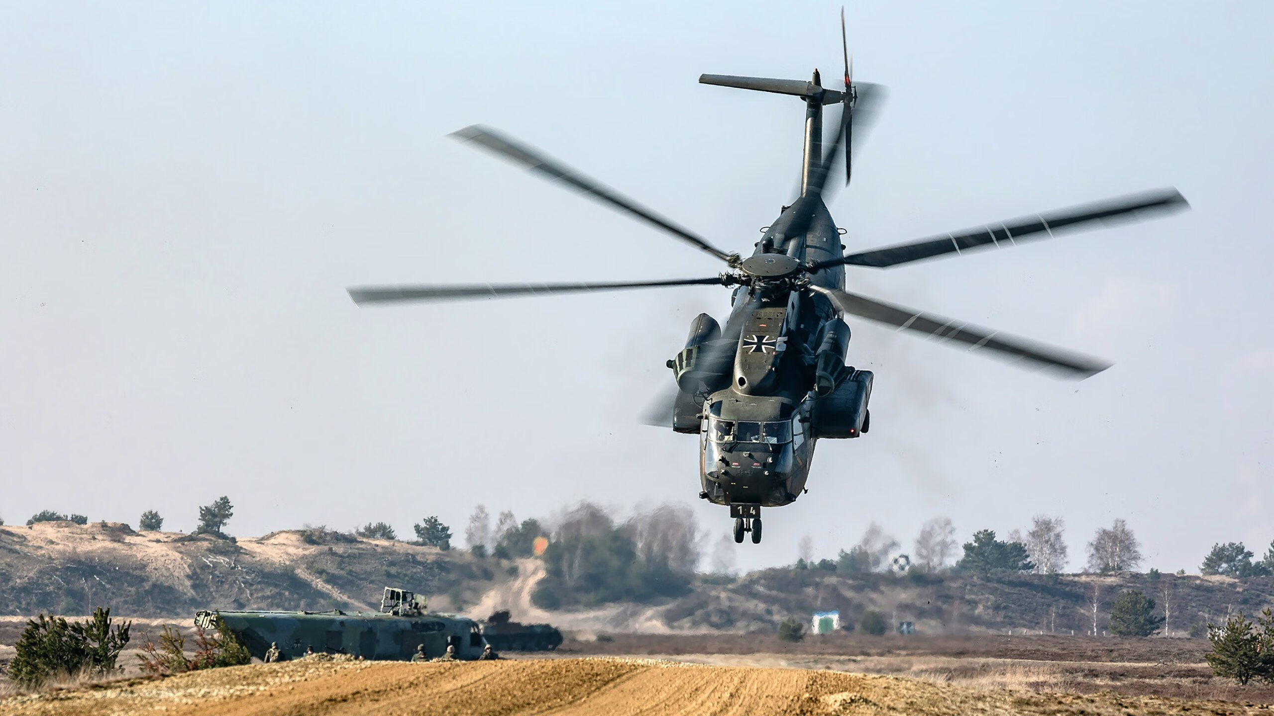 绿茵场VS球场，欧洲体育的复兴乐章同步奏响