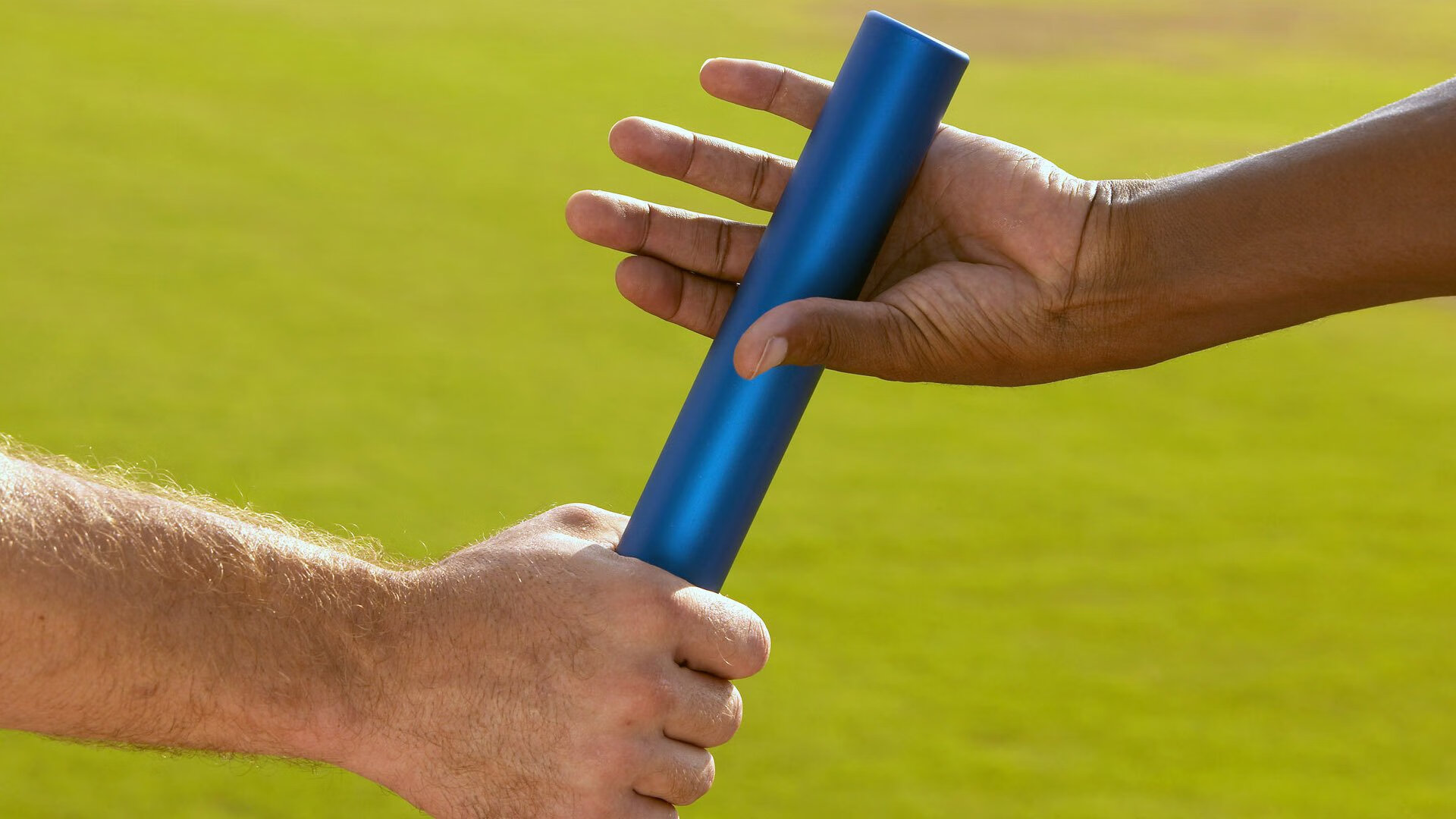 开云sport-欧冠半决赛惊现主宰时刻，拜仁单节制胜，李刚仁接管比赛