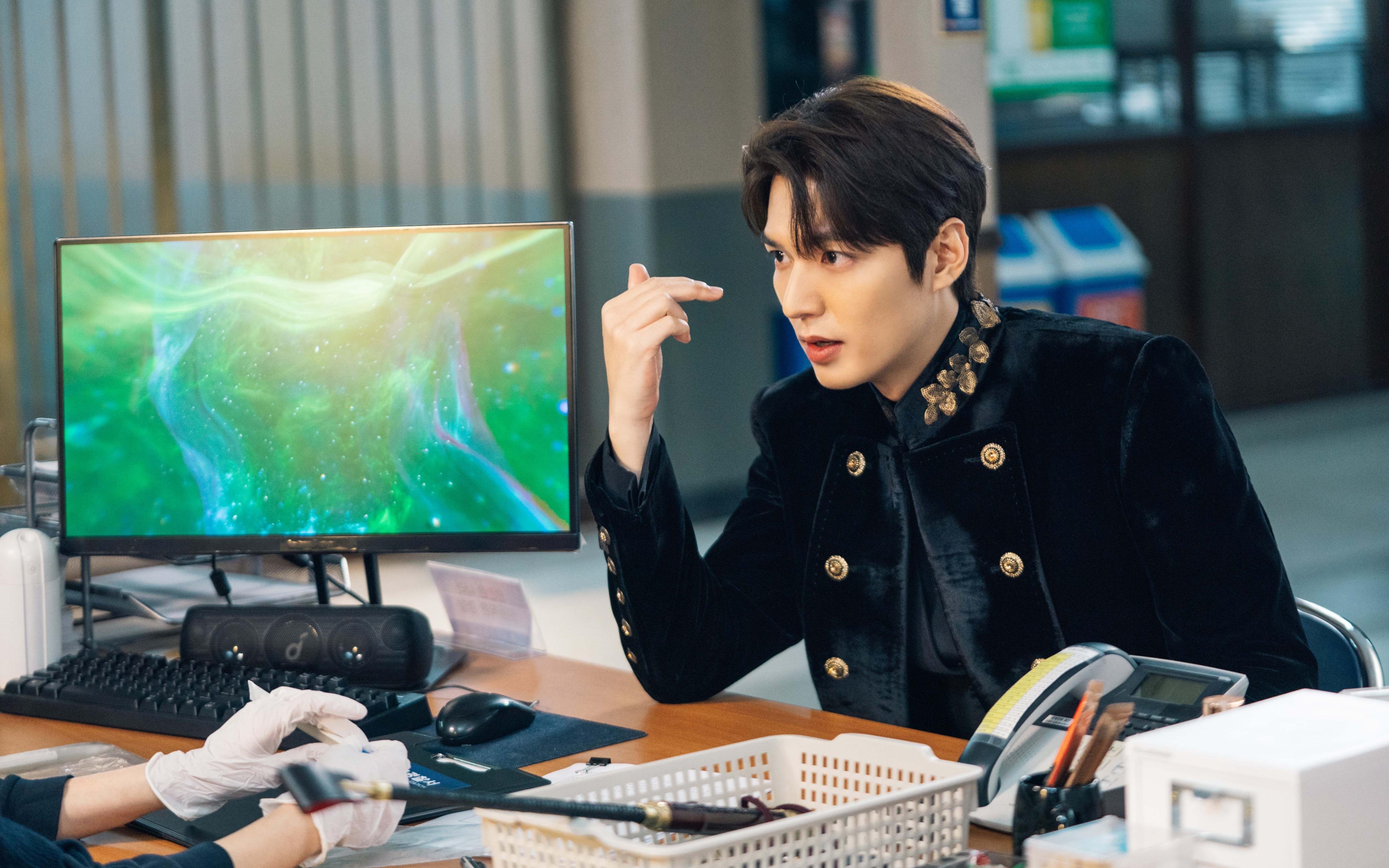 绿茵场上的冰与火之歌，巴斯托尼爆发引领加拿大奇袭塞内加尔